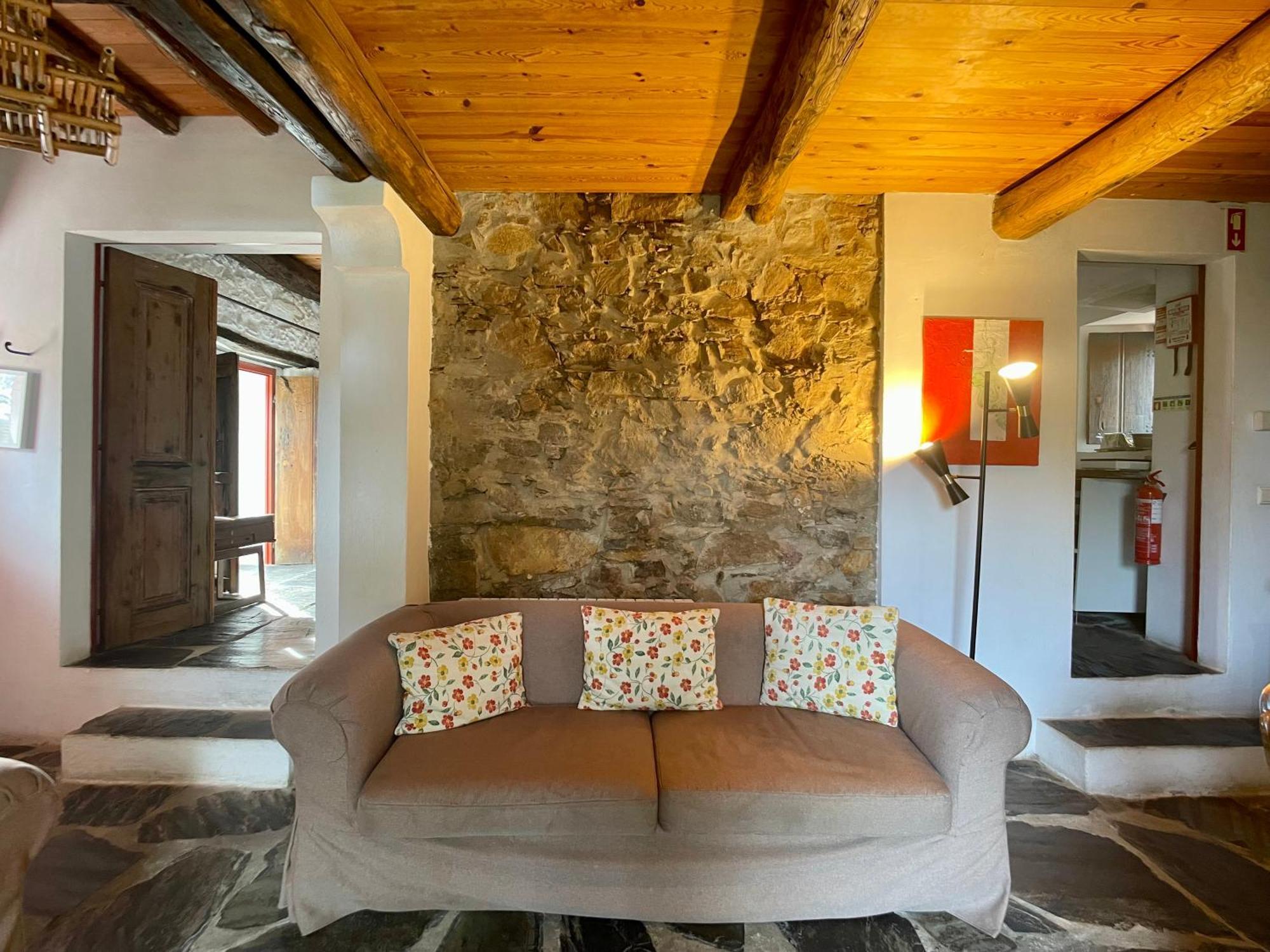 Quinta Do Barrieiro - Art Selection By Maria Leal Da Costa Guest House Marvao  Exterior photo
